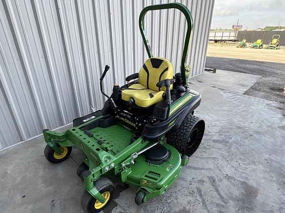 Image of John Deere Z930R equipment image 1
