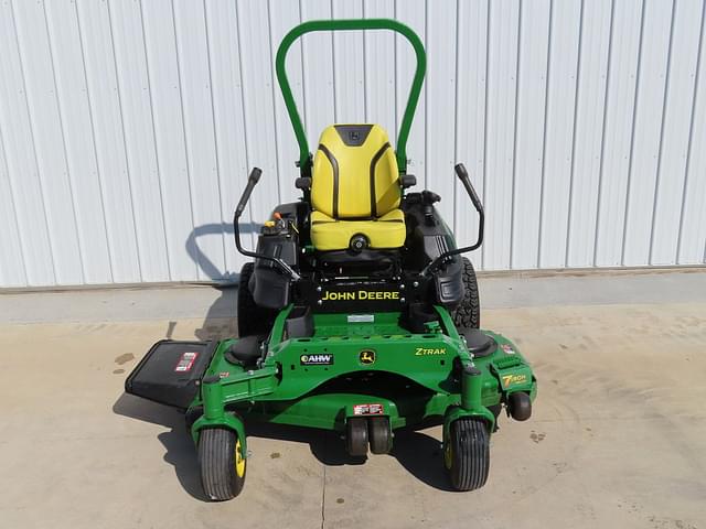 Image of John Deere Z930R equipment image 1