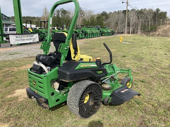 Image of John Deere Z945M equipment image 2