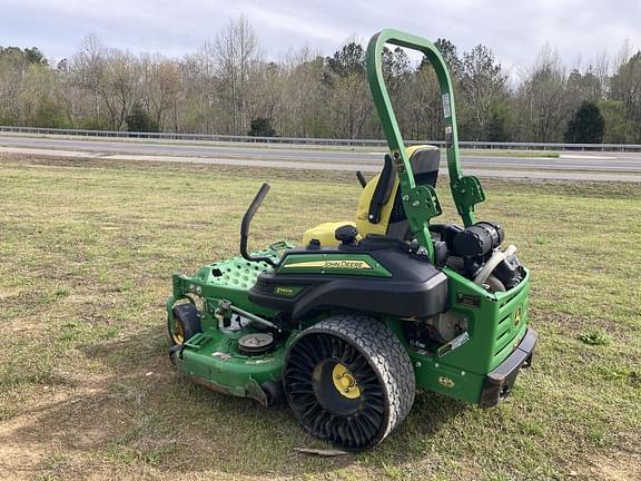 Image of John Deere Z945M equipment image 3