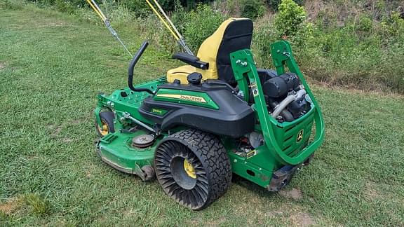 Image of John Deere Z945M equipment image 2