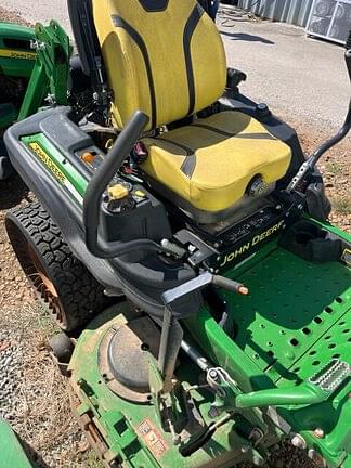 Image of John Deere Z945M equipment image 3