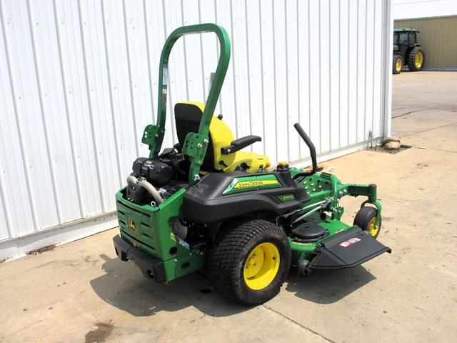 Image of John Deere Z945M equipment image 4