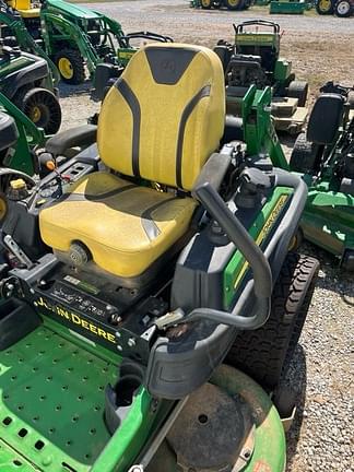 Image of John Deere Z945M equipment image 1