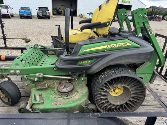 Image of John Deere Z950M Primary image