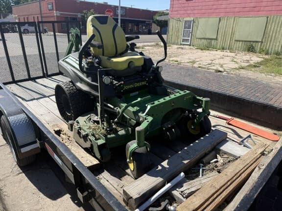 Image of John Deere Z950M equipment image 1