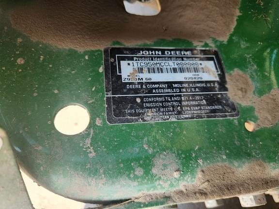 Image of John Deere Z950M equipment image 1