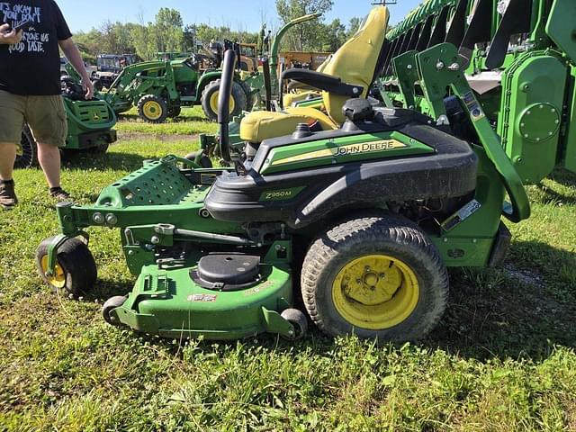 Image of John Deere Z950M equipment image 4