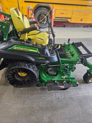 Image of John Deere Z950R equipment image 1