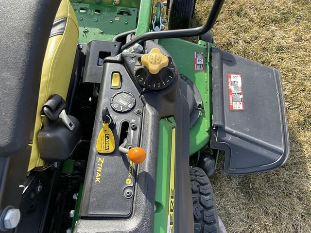 Image of John Deere Z955R equipment image 3