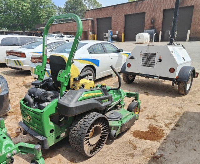 Image of John Deere Z960M equipment image 1