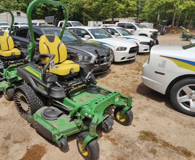 Image of John Deere Z960M equipment image 4