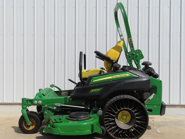 Image of John Deere Z960M equipment image 3