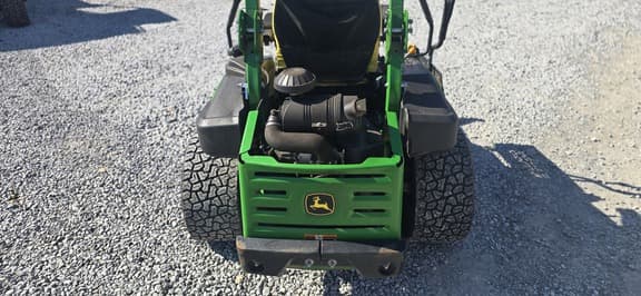 Image of John Deere Z960M equipment image 4