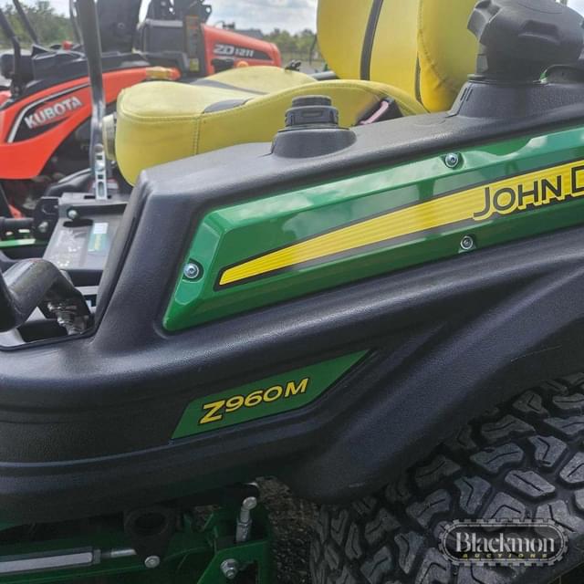 Image of John Deere Z960M equipment image 1