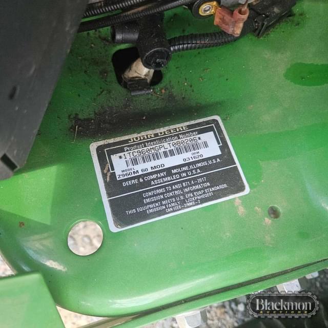 Image of John Deere Z960M equipment image 4