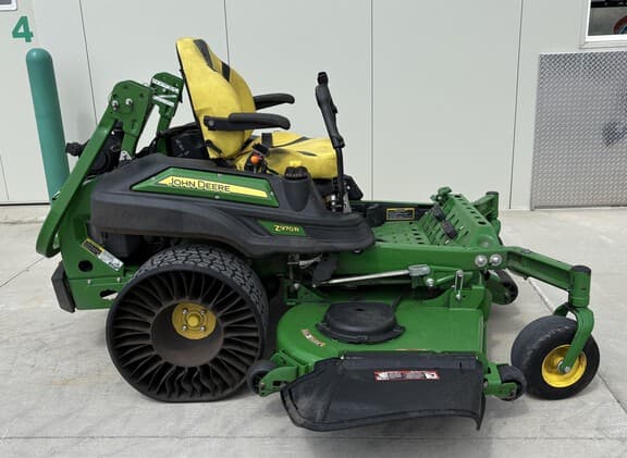 Image of John Deere Z970R equipment image 1