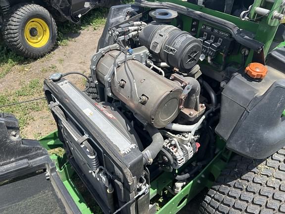 Image of John Deere Z997R equipment image 4