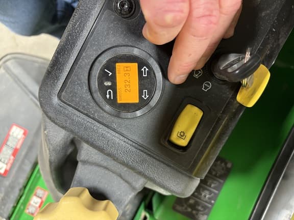 Image of John Deere Z997R equipment image 4