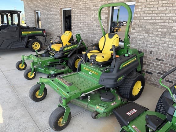 Image of John Deere Z997R equipment image 1
