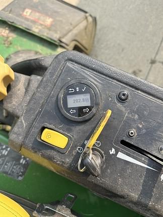 Image of John Deere Z997R equipment image 1