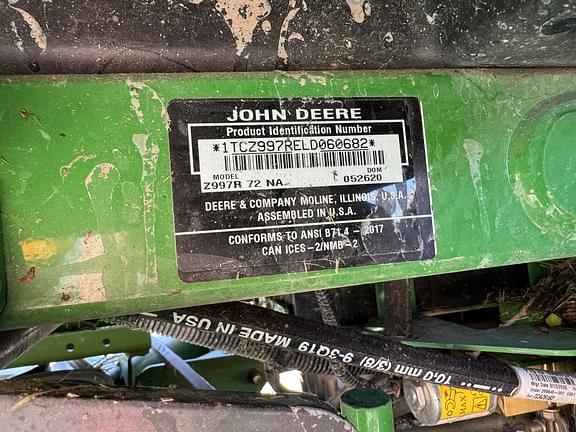 Image of John Deere Z997R equipment image 1