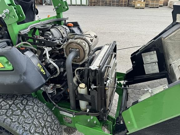 Image of John Deere Z997R equipment image 2