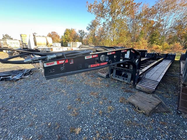 Image of Kalyn Siebert 51x102 Low Boy equipment image 2