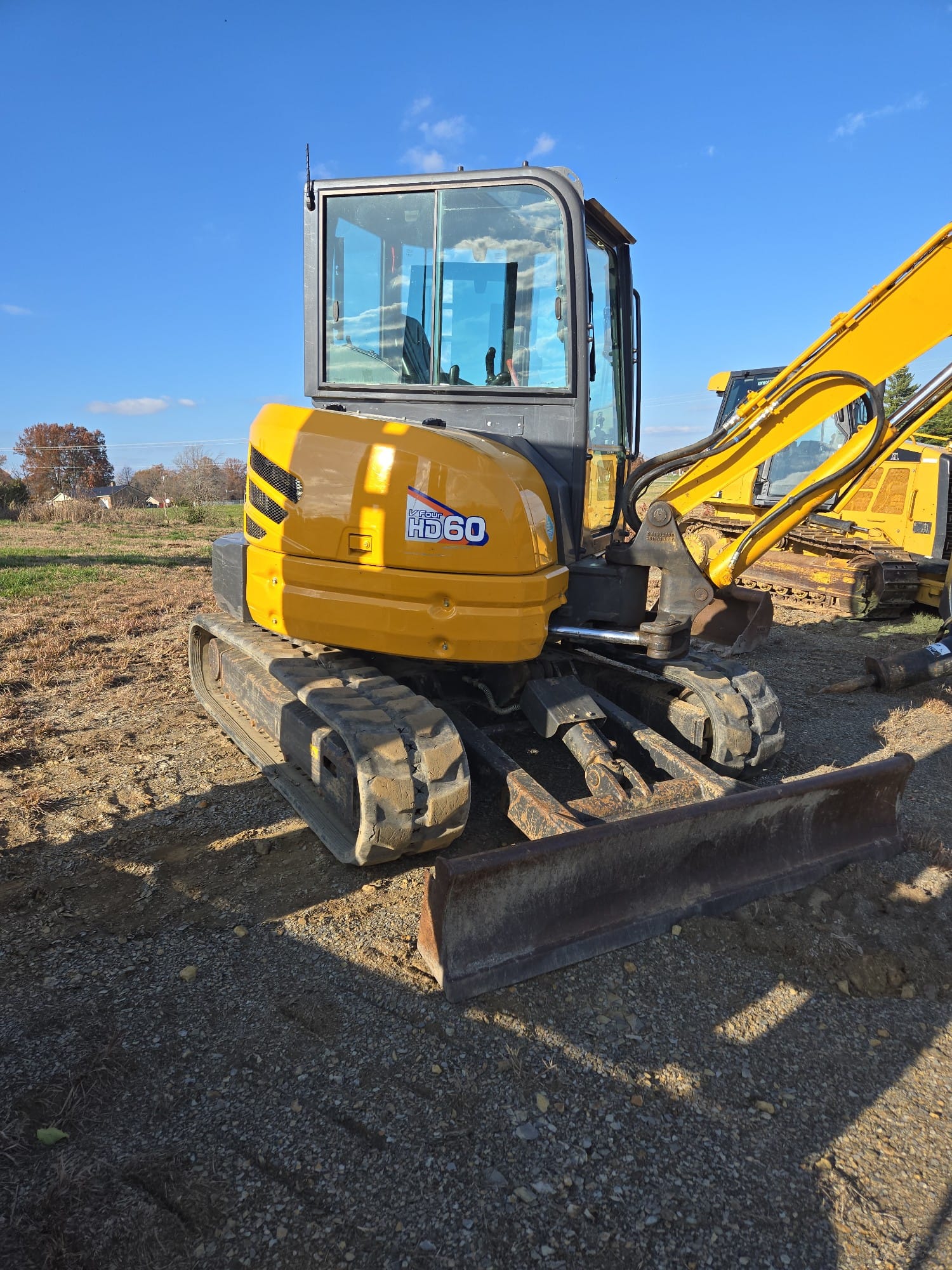 2020 Kato HD60V5 Equipment Image0