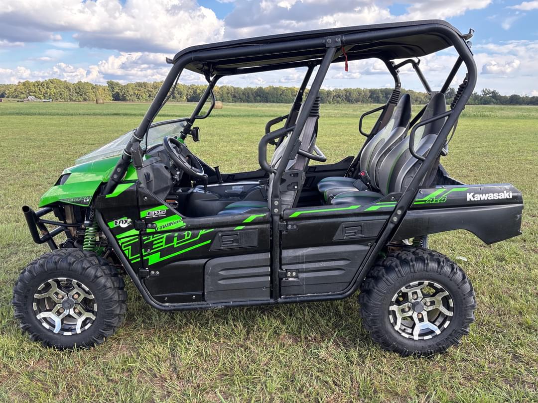 Image of Kawasaki Teryx 4LE Primary image