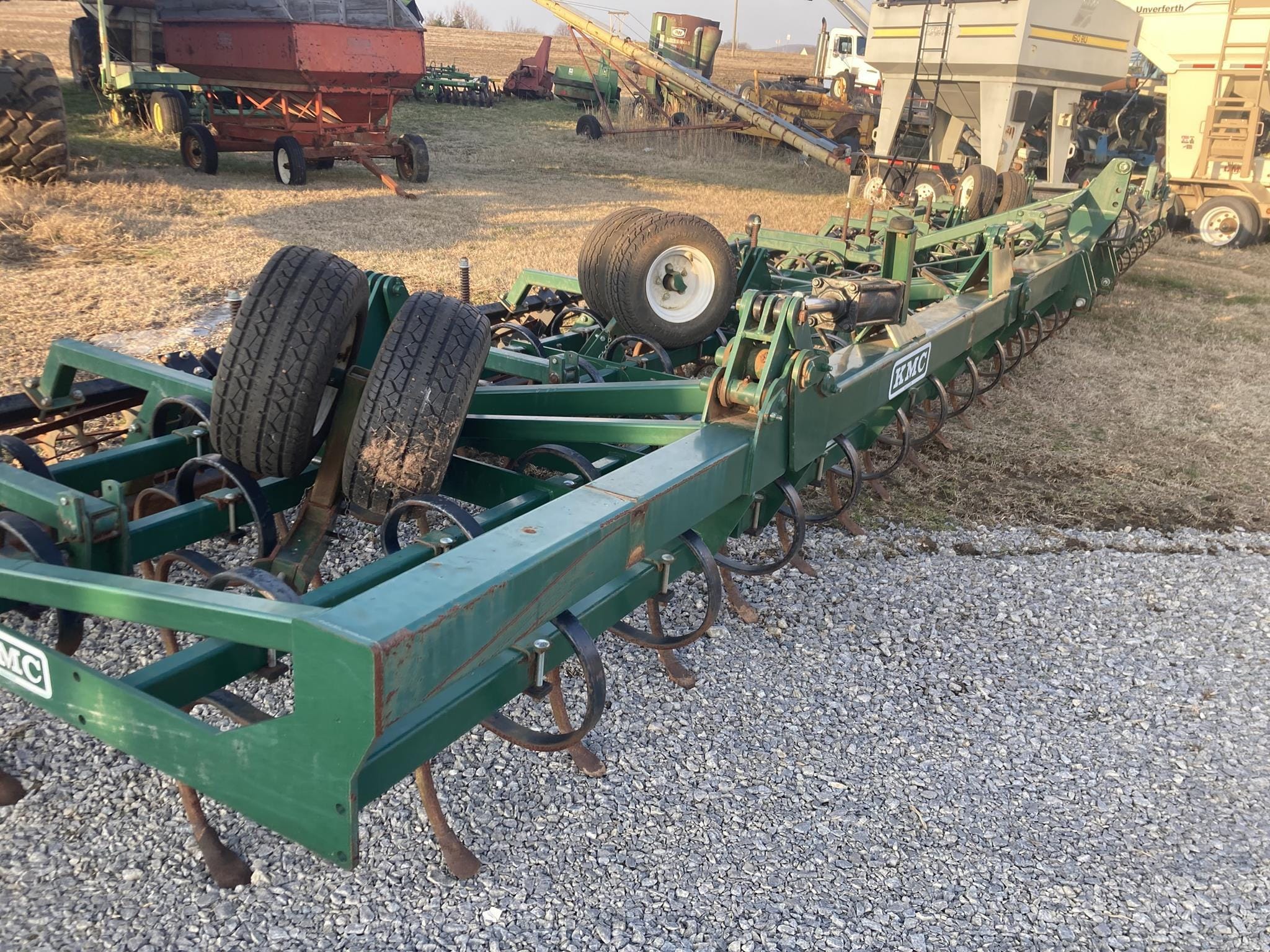 2020 Kelley 21-445-DFFC-LT6 Equipment Image0