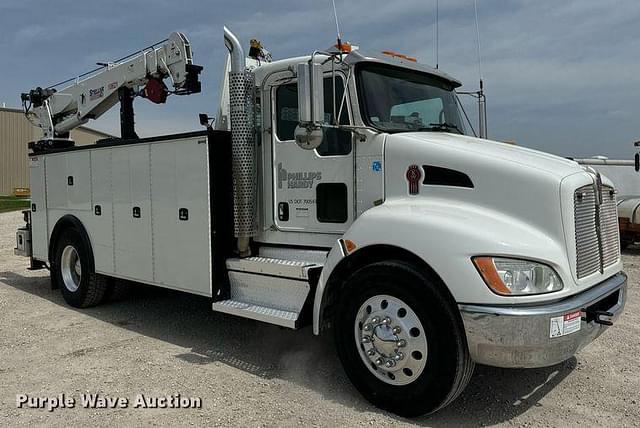 Image of Kenworth T370 equipment image 2