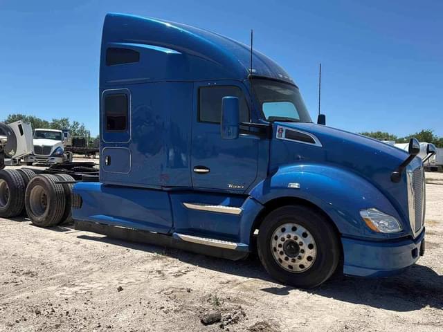 Image of Kenworth T680 equipment image 2
