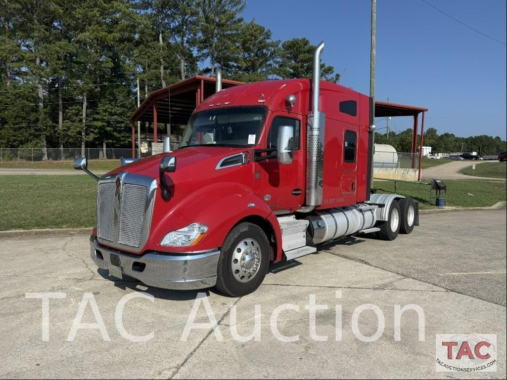 2020 Kenworth T680 Equipment Image0