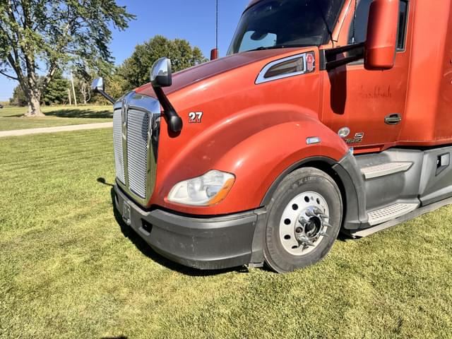 Image of Kenworth T680 equipment image 1