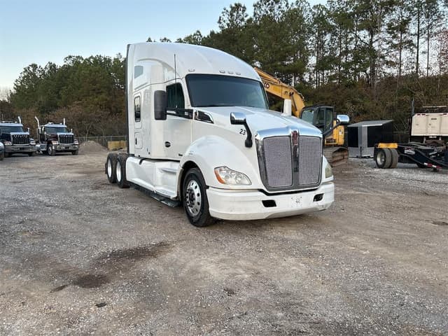 Image of Kenworth T680 equipment image 2