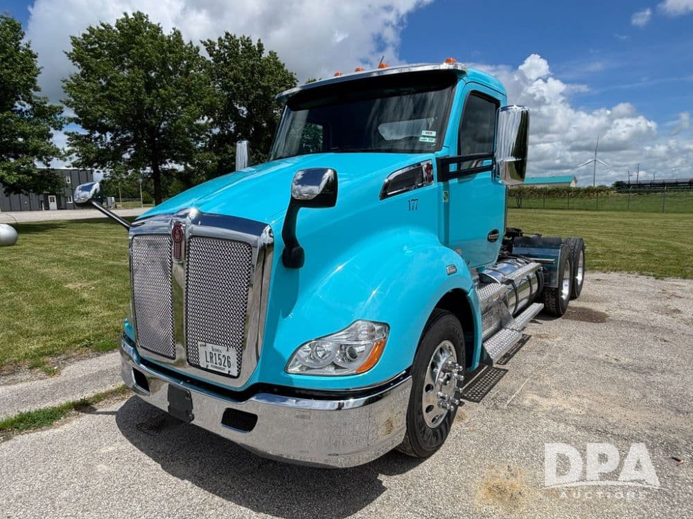 Image of Kenworth T680 Primary image