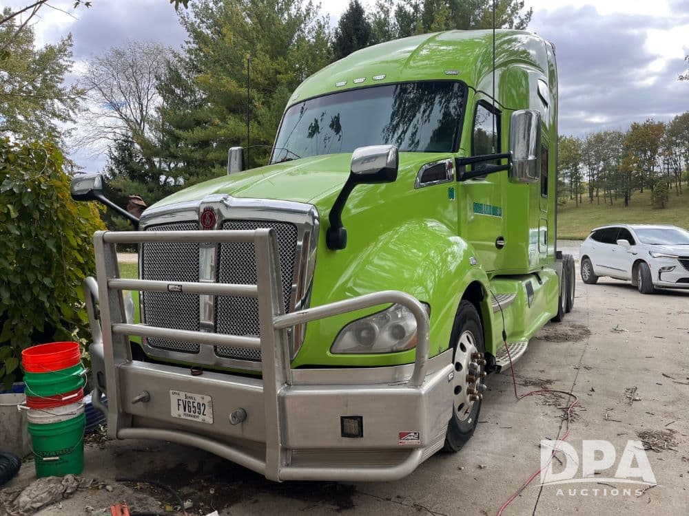 Image of Kenworth T680 Primary image