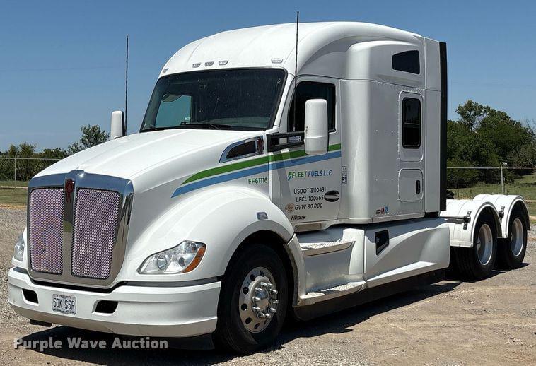 Image of Kenworth T680 Primary image