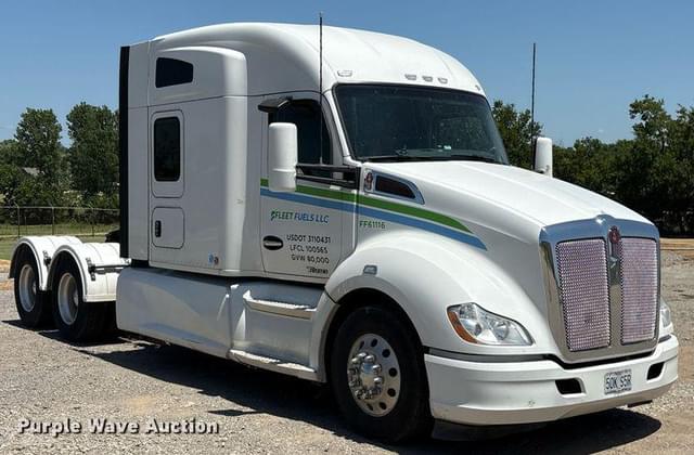 Image of Kenworth T680 equipment image 2