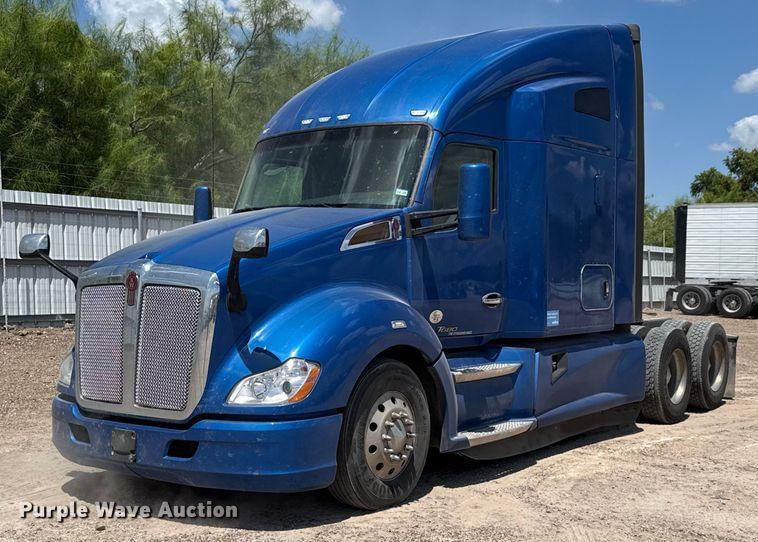 2020 Kenworth T680 Equipment Image0