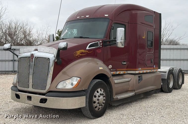 Image of Kenworth T680 Primary image