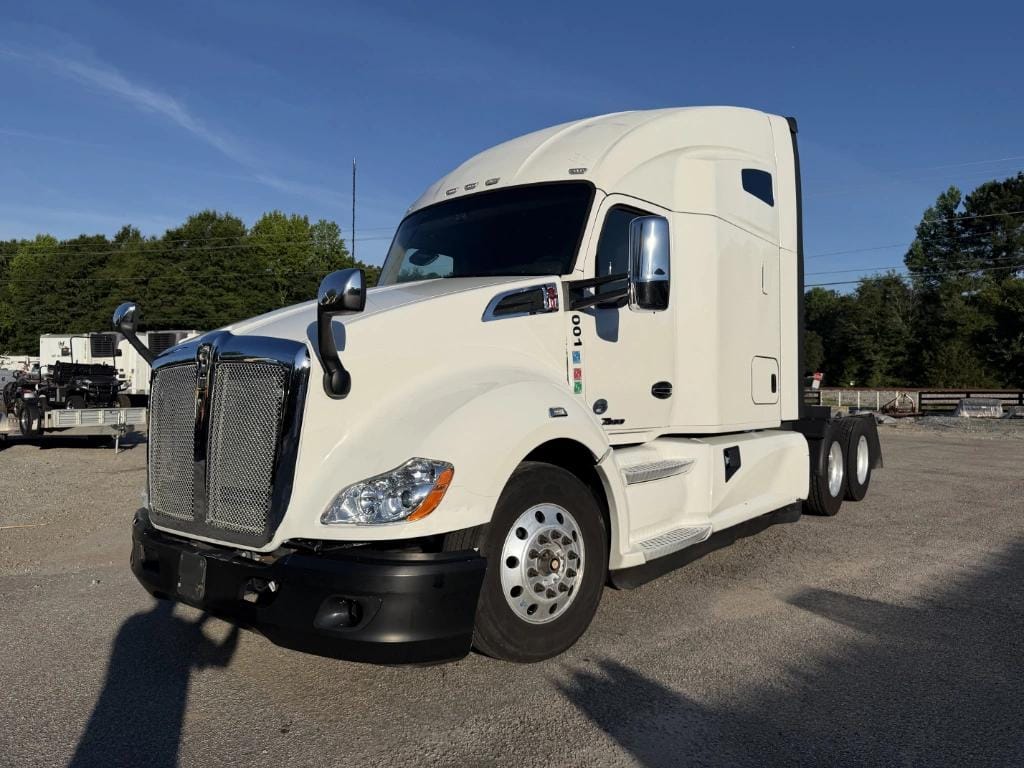 2020 Kenworth T680 Equipment Image0