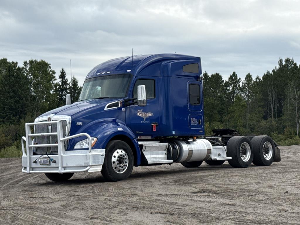 Image of Kenworth T680 Primary image