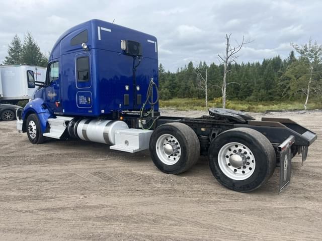 Image of Kenworth T680 equipment image 2