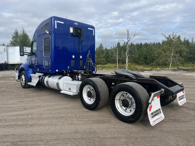 Image of Kenworth T680 equipment image 2