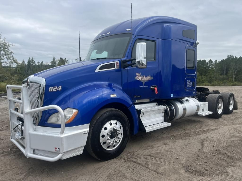 Image of Kenworth T680 Primary image