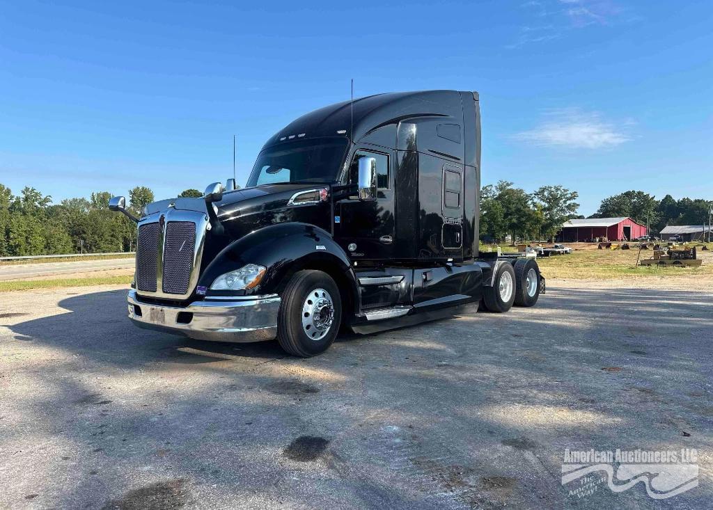 Image of Kenworth T680 Primary image