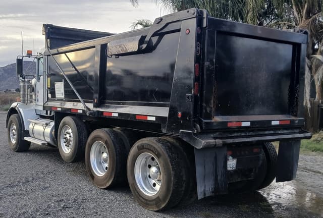 Image of Kenworth T800 equipment image 3