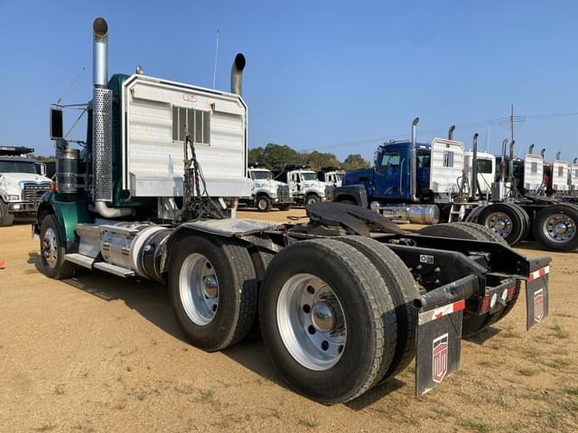 Image of Kenworth T800 equipment image 1